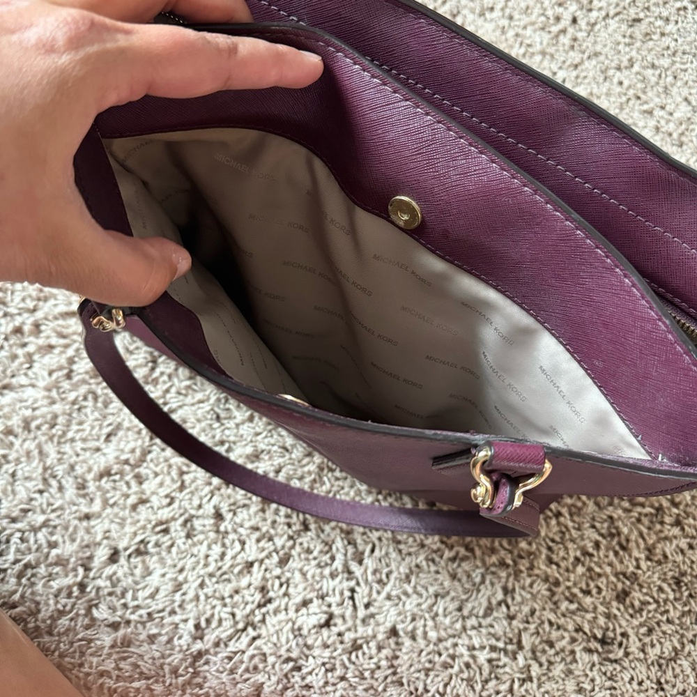 MICHAEL Michael Kors Burgundy Dee Dee Convertible Tote Bag - Picture 5 of 14